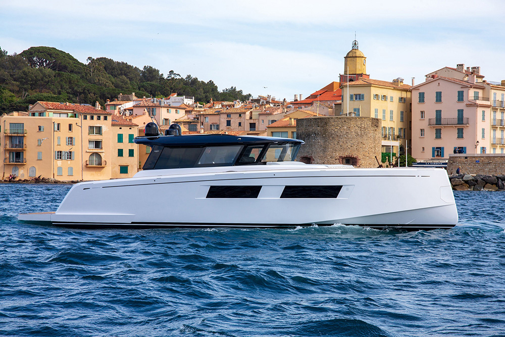 Pardo yachts GT52